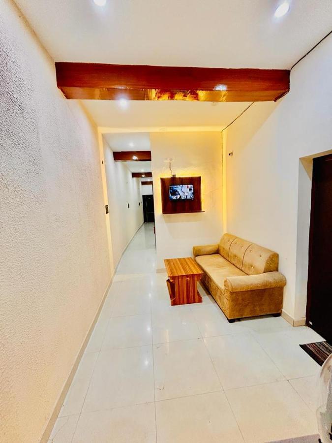 Hotel Sr Grand Gorakhpur Buitenkant foto